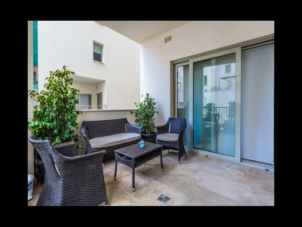 3 bed Apartment For Rent in Sliema, Sliema - thumb 2