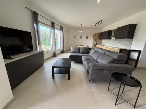 3 bed Maisonette For Rent in Bahar ic-Caghaq, Bahar ic-Caghaq - thumb 2