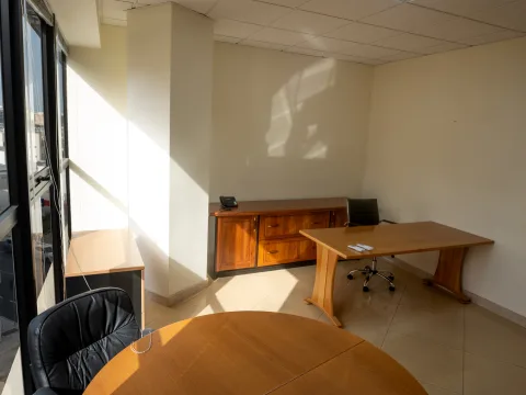 0 bed Office For Rent in Ta' Xbiex, Ta' Xbiex - thumb 9
