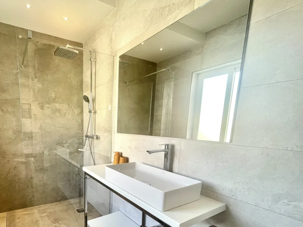 2 bed Penthouse For Rent in Sliema, Sliema - thumb 16