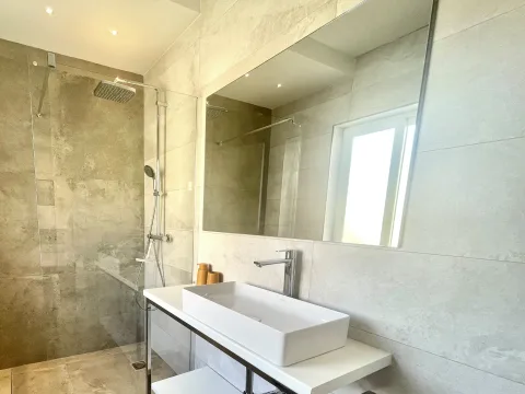 2 bed Penthouse For Rent in Sliema, Sliema - thumb 16