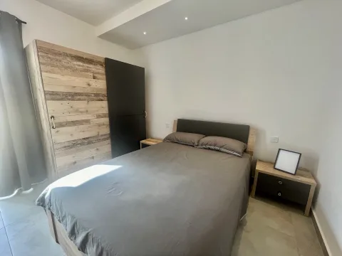 2 bed Penthouse For Rent in Sliema, Sliema - thumb 9