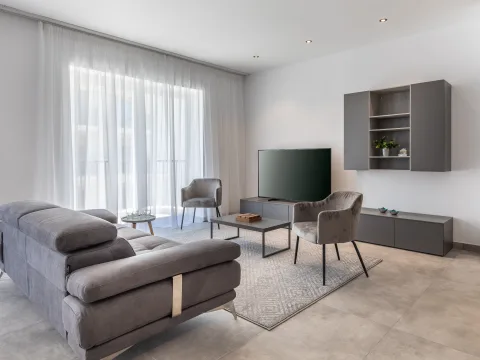 3 bed Apartment For Rent in St Julian's, St Julian's - thumb 3