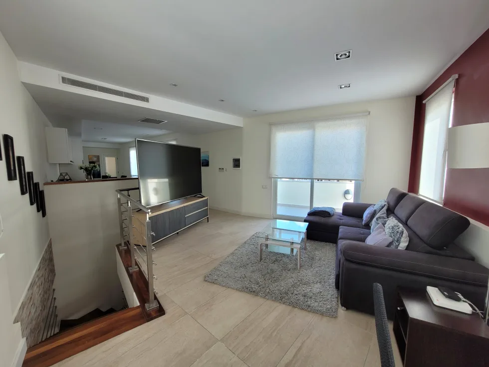 3 bed Penthouse For Rent in St Julian's, St Julian's - thumb 8