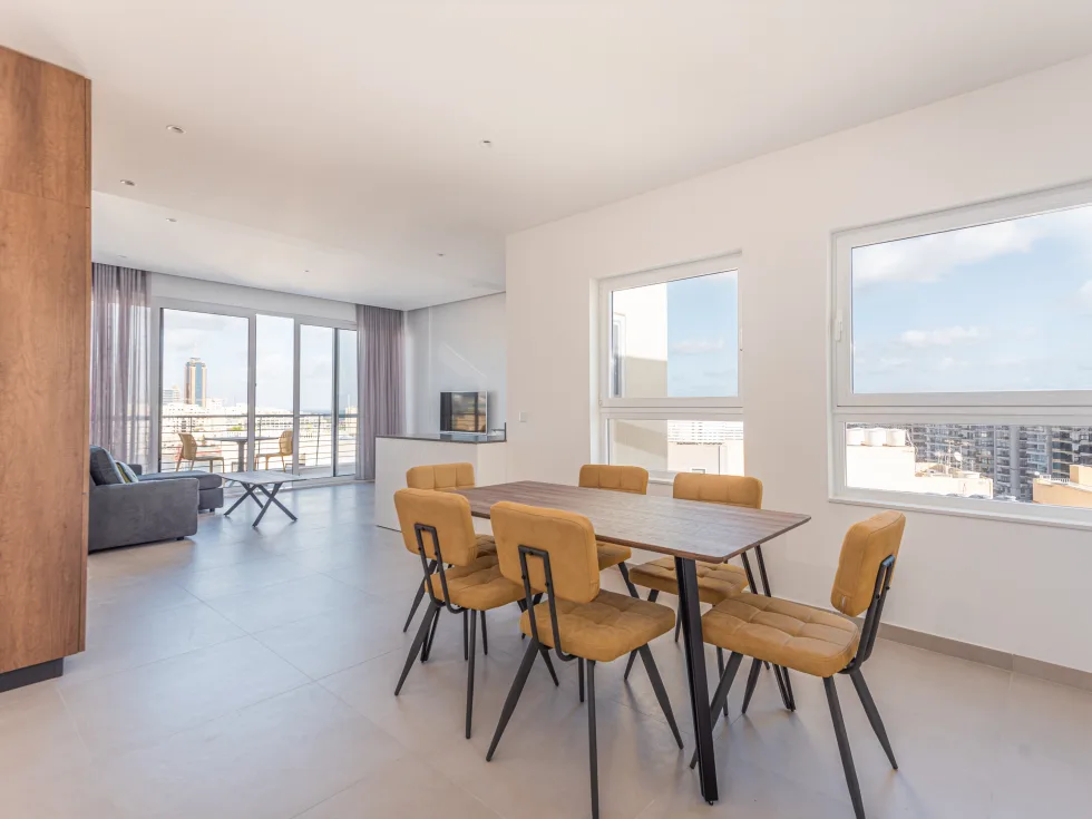 2 bed Penthouse For Rent in Sliema, Sliema - thumb 6
