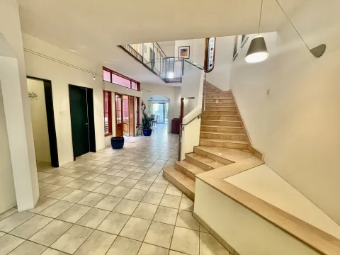 5 bed Town House For Rent in Ibragg, Ibragg - thumb 2