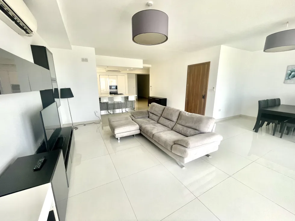 2 bed Penthouse For Rent in Mellieha, Mellieha - thumb 3