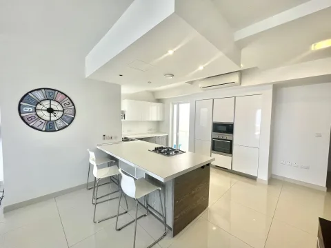 2 bed Penthouse For Rent in Mellieha, Mellieha - thumb 7
