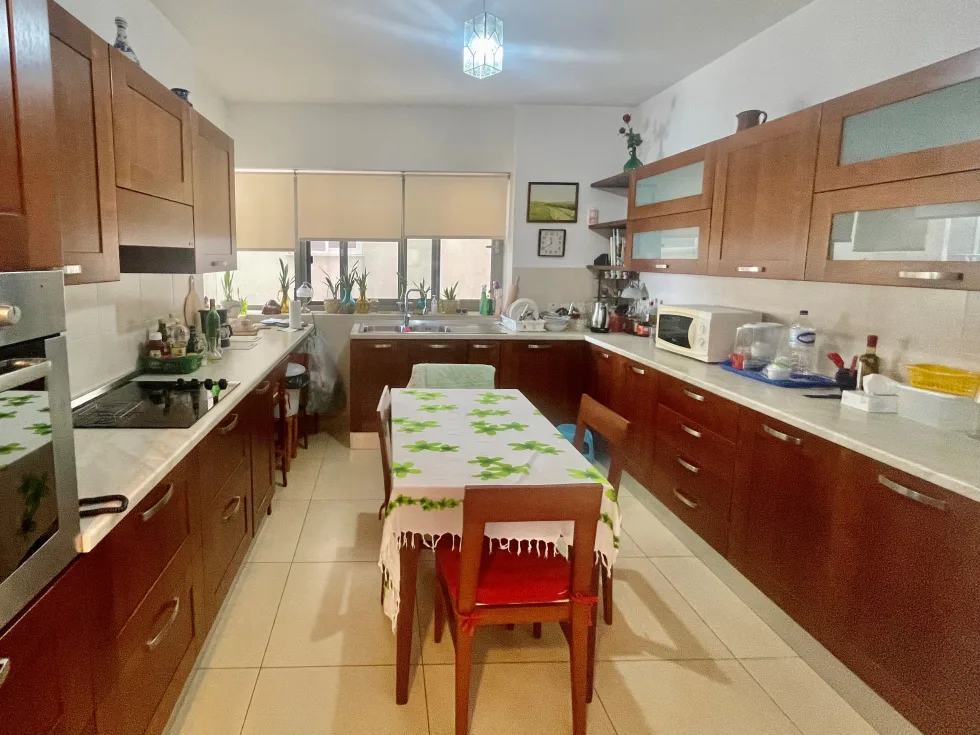 3 bed Apartment For Rent in Sliema, Sliema - thumb 6