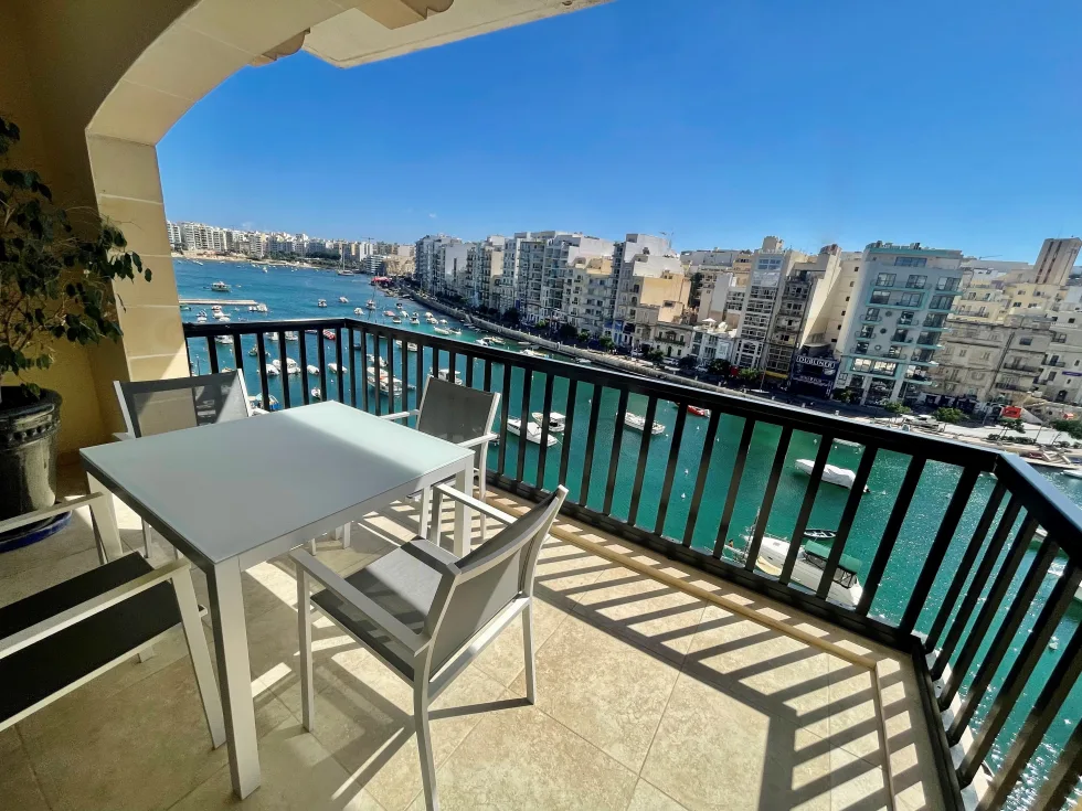 3 bed Apartment For Rent in St Julian's, St Julian's - thumb 1