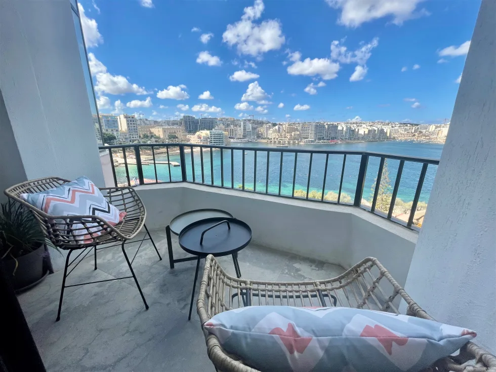 3 bed Apartment For Rent in Sliema, Sliema - thumb 2