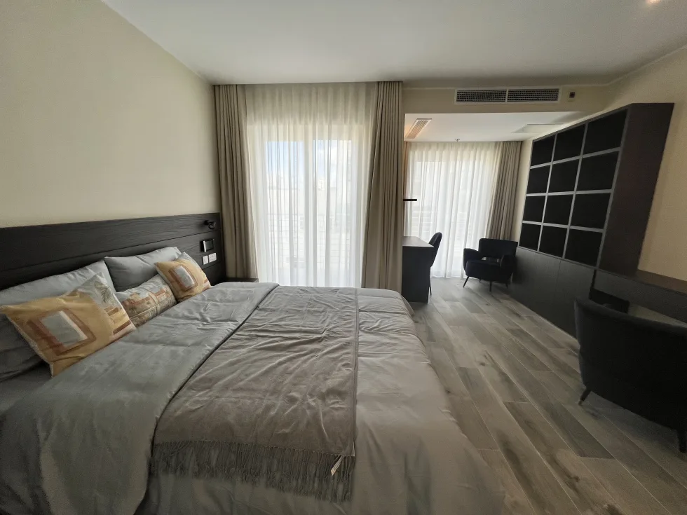 2 bed Penthouse For Rent in Sliema, Sliema - thumb 10