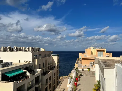 2 bed Penthouse For Rent in Sliema, Sliema - thumb 2