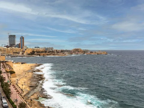 3 bed Apartment For Rent in Sliema, Sliema - thumb 10