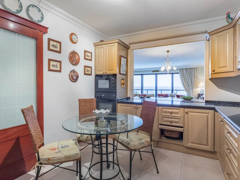 3 bed Apartment For Rent in Sliema, Sliema - thumb 7