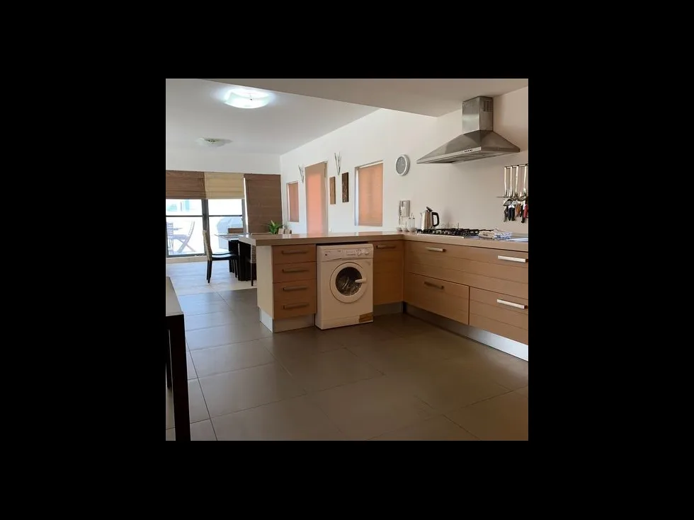 3 bed Penthouse For Rent in St Julian's, St Julian's - thumb 10