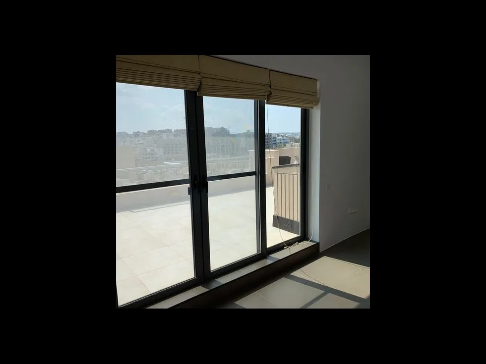 3 bed Penthouse For Rent in St Julian's, St Julian's - thumb 14