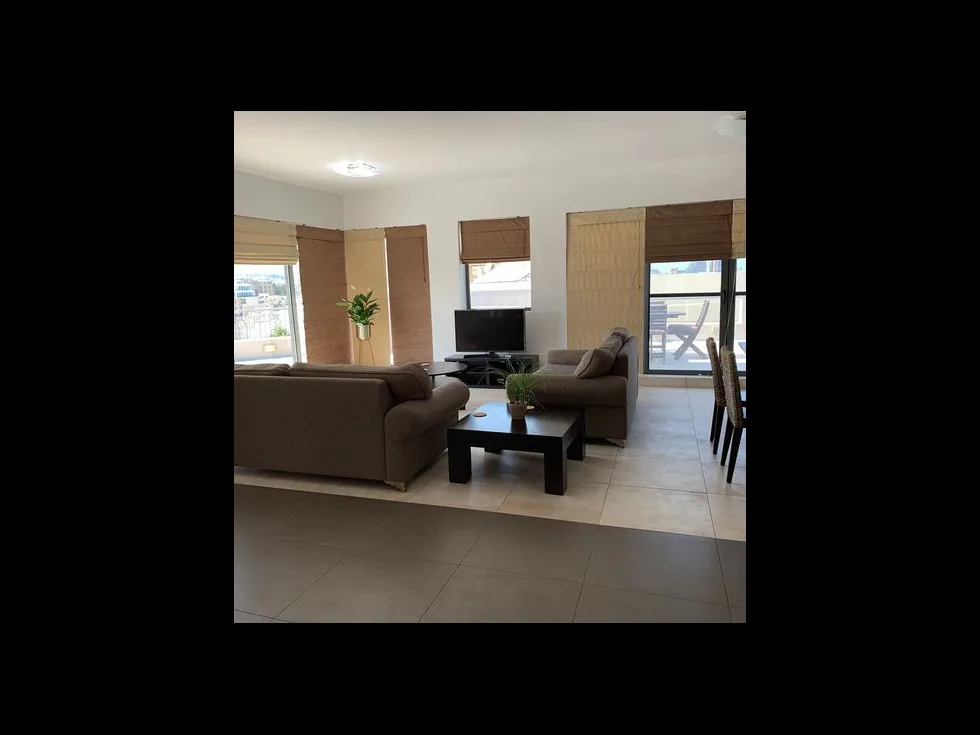 3 bed Penthouse For Rent in St Julian's, St Julian's - thumb 3