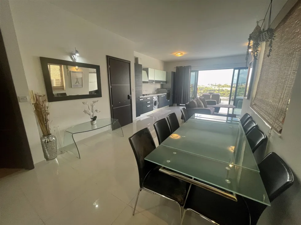 2 bed Penthouse For Rent in Sliema, Sliema - thumb 10