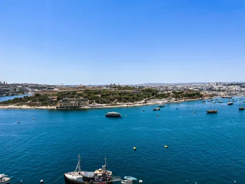 2 bed Penthouse For Rent in Sliema, Sliema - thumb 2