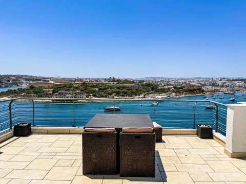 2 bed Penthouse For Rent in Sliema, Sliema - thumb 3