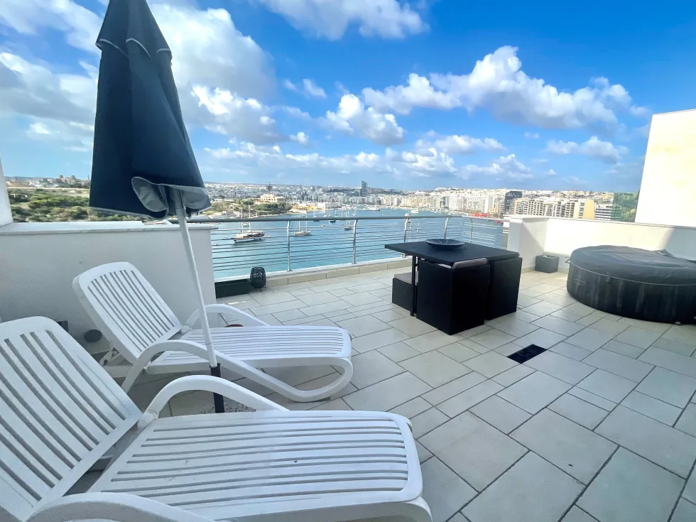 2 bed Penthouse For Rent in Sliema, Sliema - thumb 5