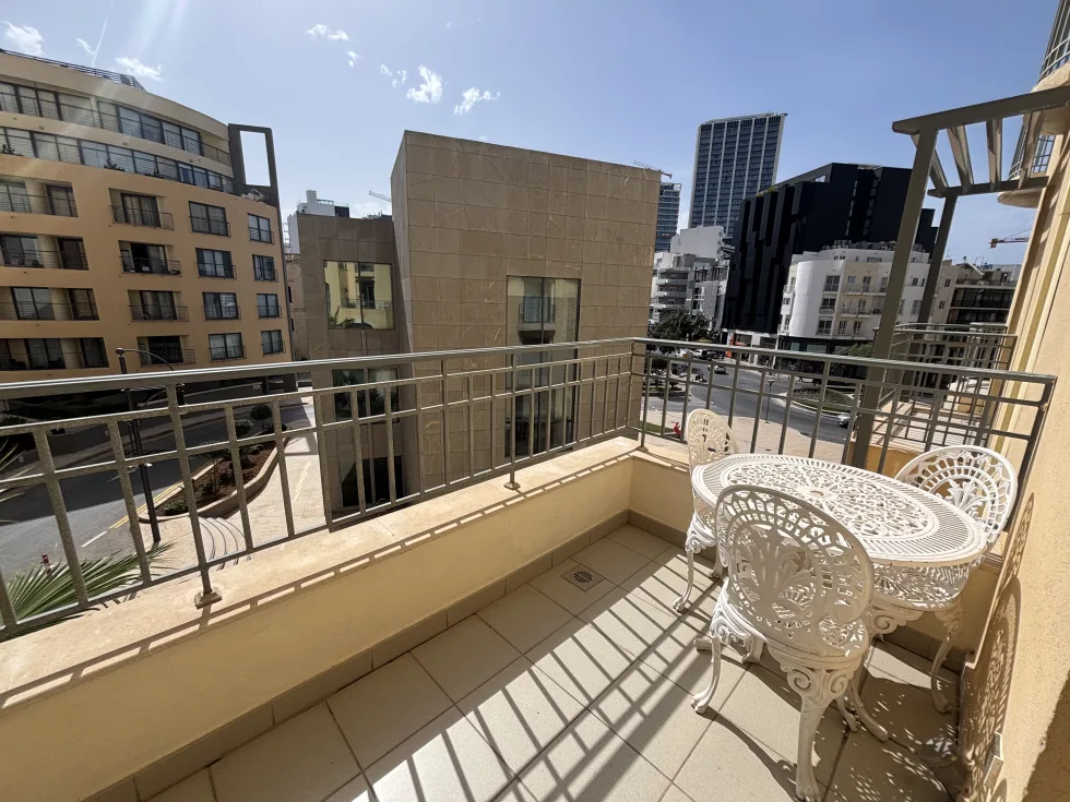 1 bed Apartment For Rent in St Julian's, St Julian's - thumb 3