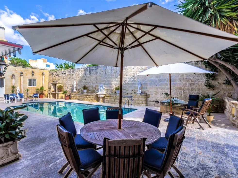 7 bed Palazzo For Sale in Balzan, Balzan - thumb 2