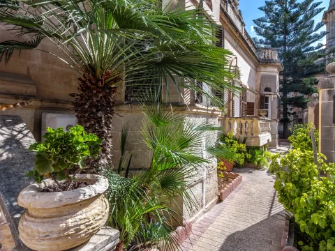 7 bed Palazzo For Sale in Balzan, Balzan - thumb 25