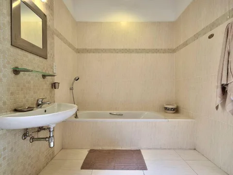 3 bed Apartment For Rent in St Julian's, St Julian's - thumb 10