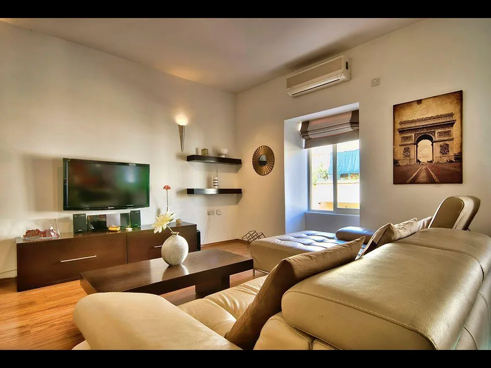 3 bed Apartment For Rent in St Julian's, St Julian's - thumb 2