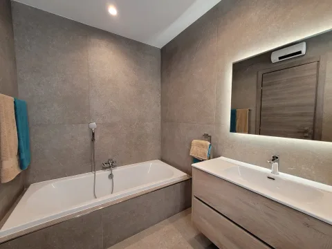 2 bed Apartment For Rent in Gharghur, Gharghur - thumb 11