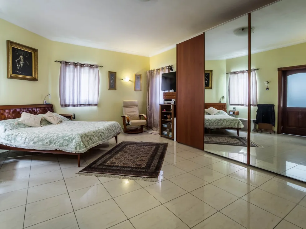 7 bed Villa For Sale in Mellieha, Mellieha - thumb 11