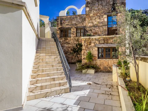 7 bed Villa For Sale in Mellieha, Mellieha - thumb 16