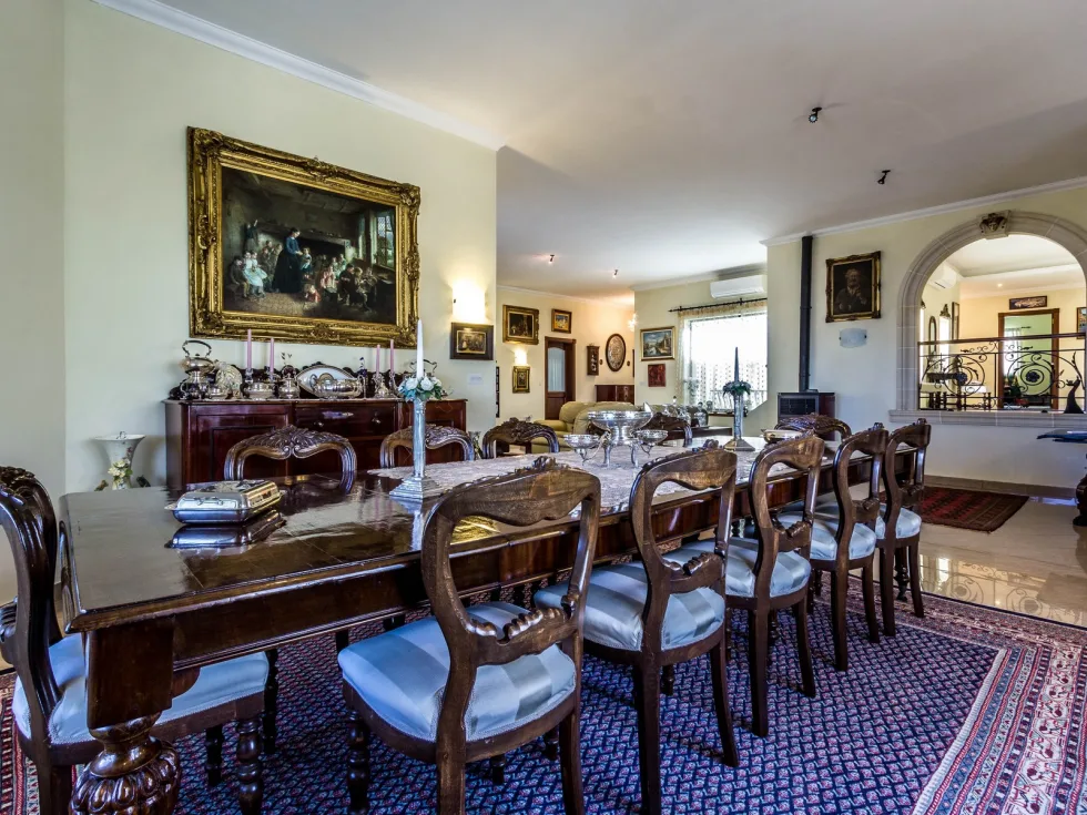 7 bed Villa For Sale in Mellieha, Mellieha - thumb 8