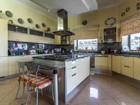 7 bed Villa For Sale in Mellieha, Mellieha - thumb 9