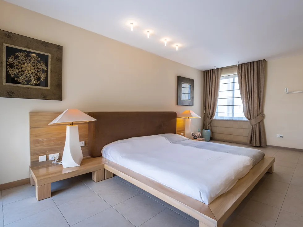 4 bed Apartment For Sale in St Julian's, St Julian's - thumb 9