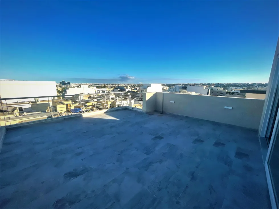 2 bed Penthouse For Rent in Attard, Attard - thumb 1