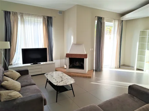 4 bed Villa For Rent in St Julian's, St Julian's - thumb 2