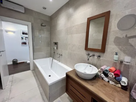 3 bed Apartment For Rent in Gzira, Gzira - thumb 6