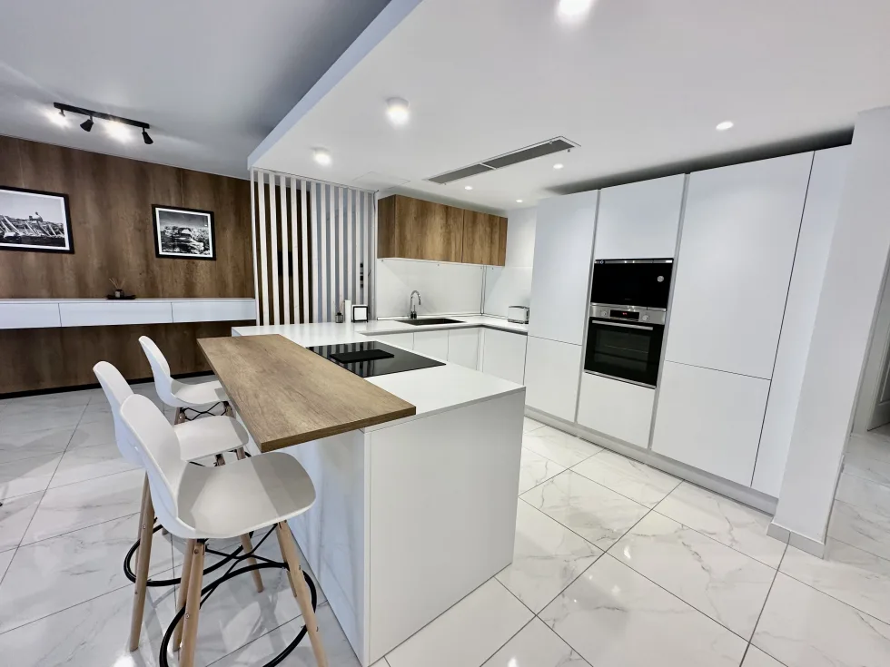 3 bed Apartment For Rent in Swieqi, Swieqi - thumb 3