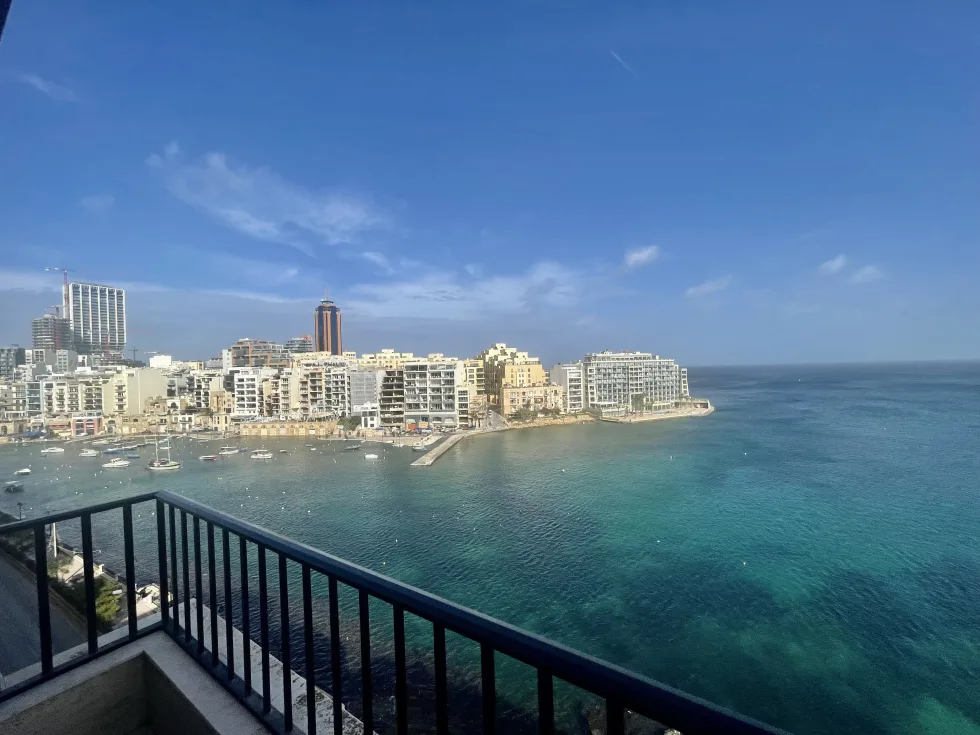 3 bed Apartment For Rent in St Julian's, St Julian's - thumb 4