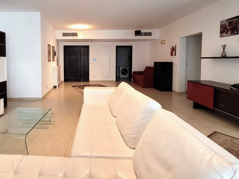 3 bed Apartment For Rent in St Julian's, St Julian's - thumb 5