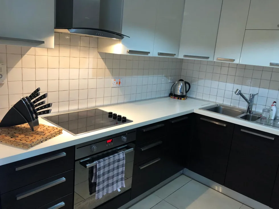 2 bed Apartment For Rent in Sliema, Sliema - thumb 8