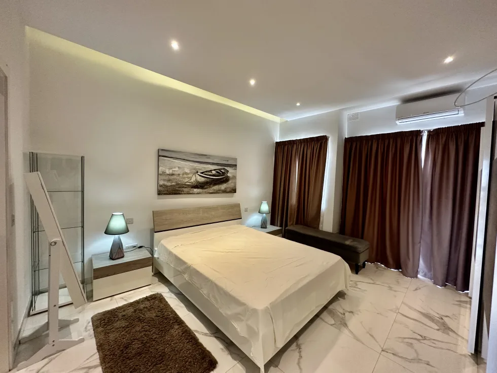 3 bed Penthouse For Rent in St Julian's, St Julian's - thumb 10