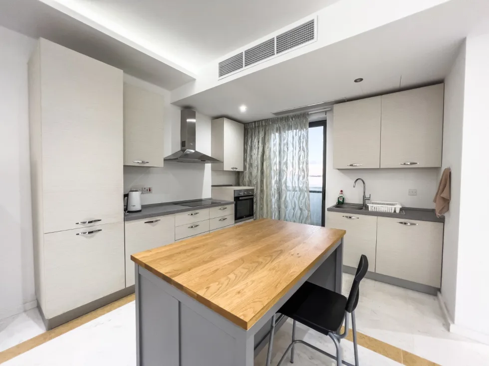 3 bed Apartment For Rent in St Paul's Bay, St Paul's Bay - thumb 5