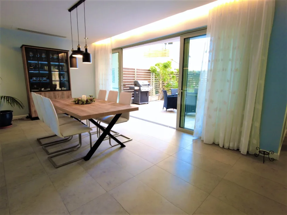 2 bed Apartment For Rent in Sliema, Sliema - thumb 3