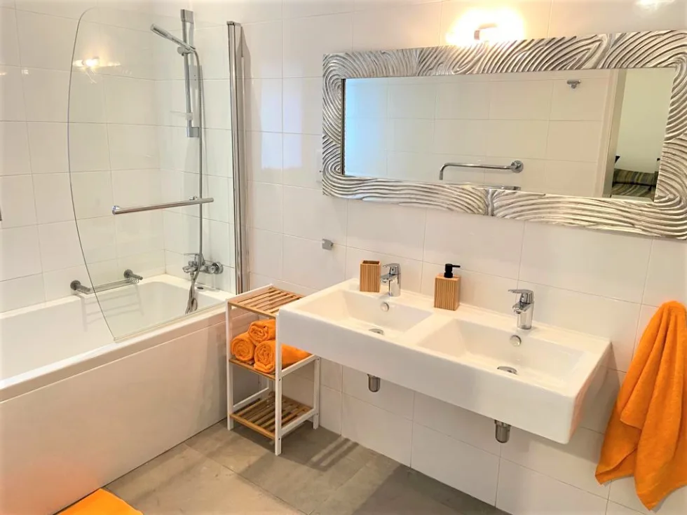 2 bed Apartment For Rent in Sliema, Sliema - thumb 6