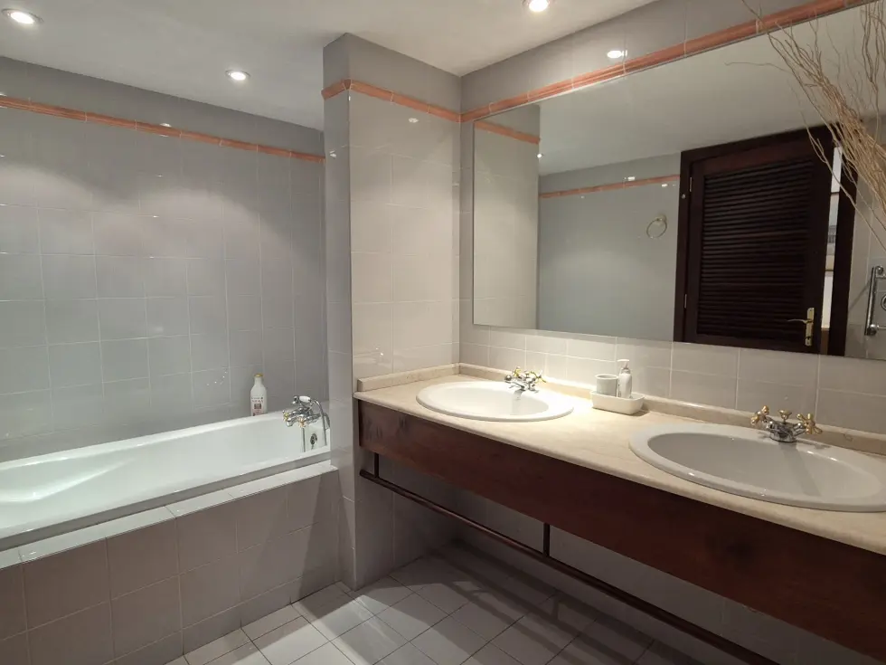 1 bed  For Rent in St Julian's, St Julian's - thumb 14