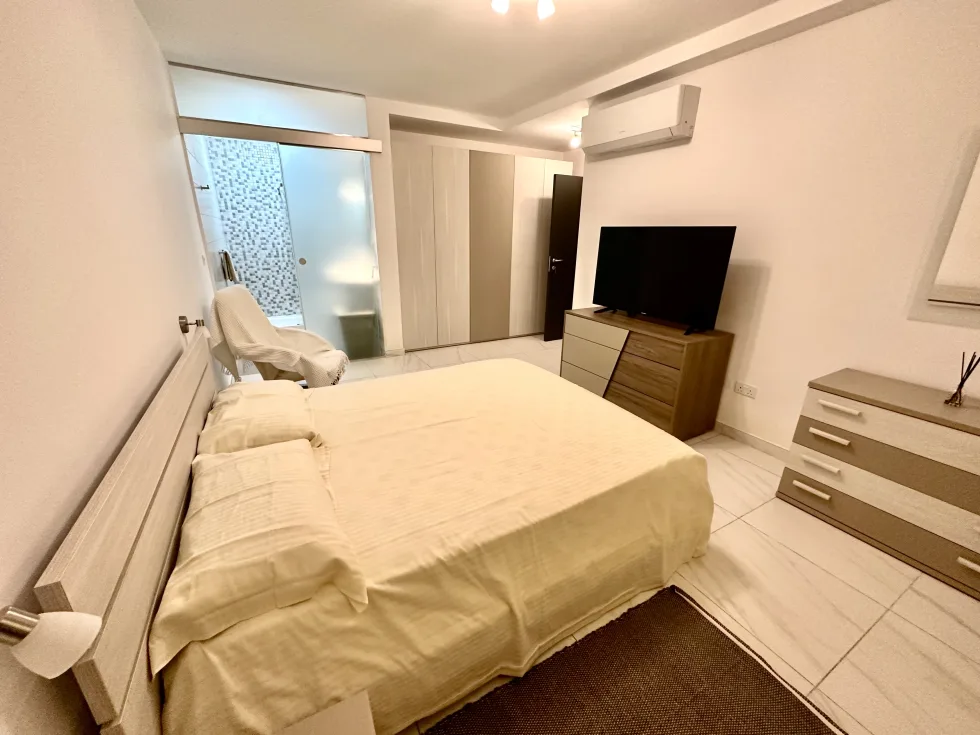 2 bed Apartment For Rent in St Julian's, St Julian's - thumb 6